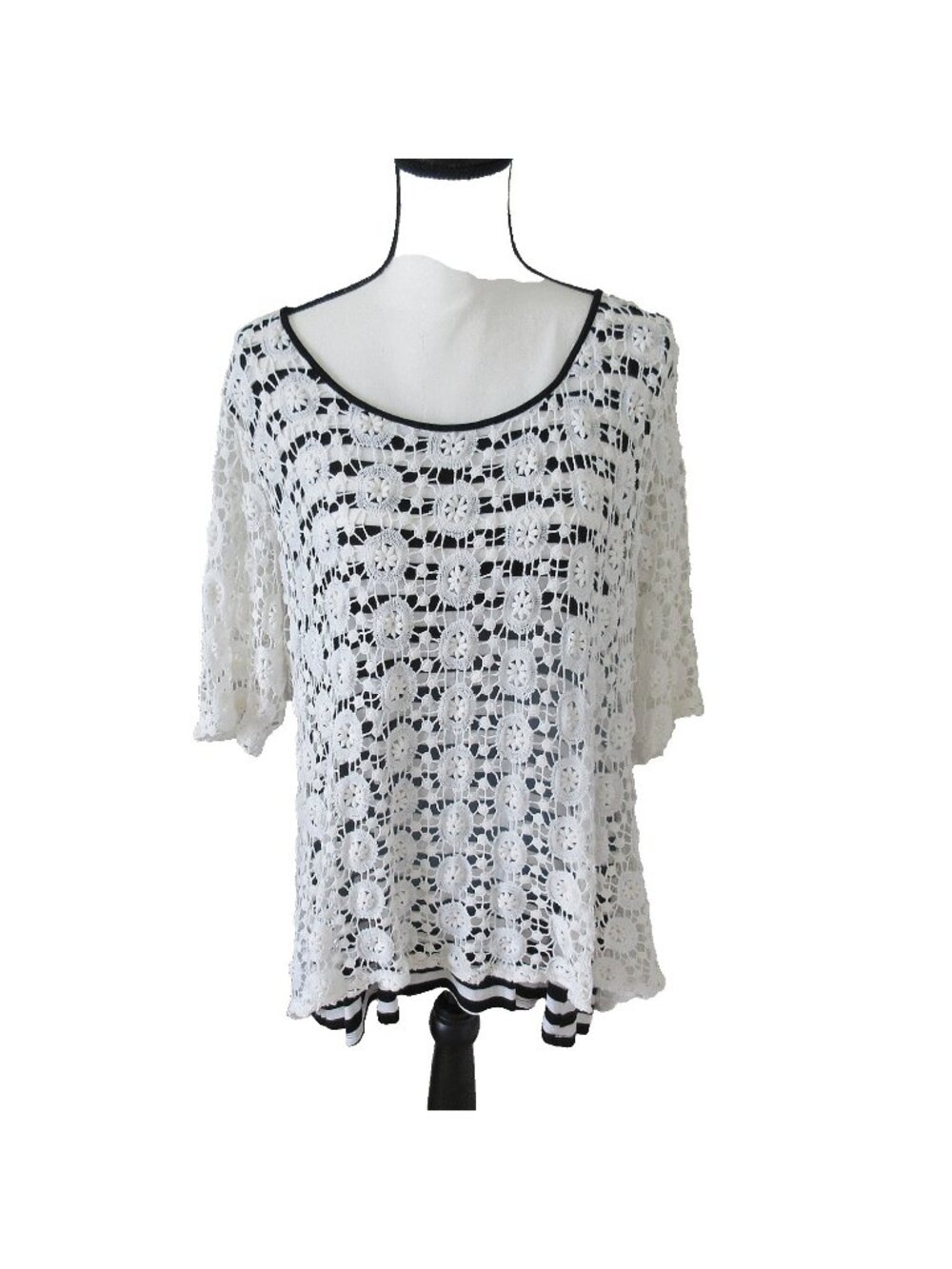 Dress Barn Women XL White Crochet Open Knit Top w/ Black & White Striped Base
